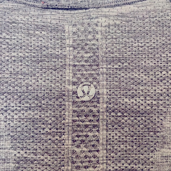 Lululemon Swiftly Tech Long Sleeve - Picture 3 of 4
